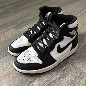 Nike Air Jordan 1 Rétro Black and white